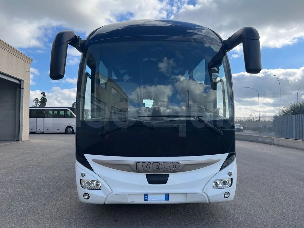Iveco Magelys - 대형 버스 : 사진 2 Iveco Magelys - 대형 버스 : 사진 2