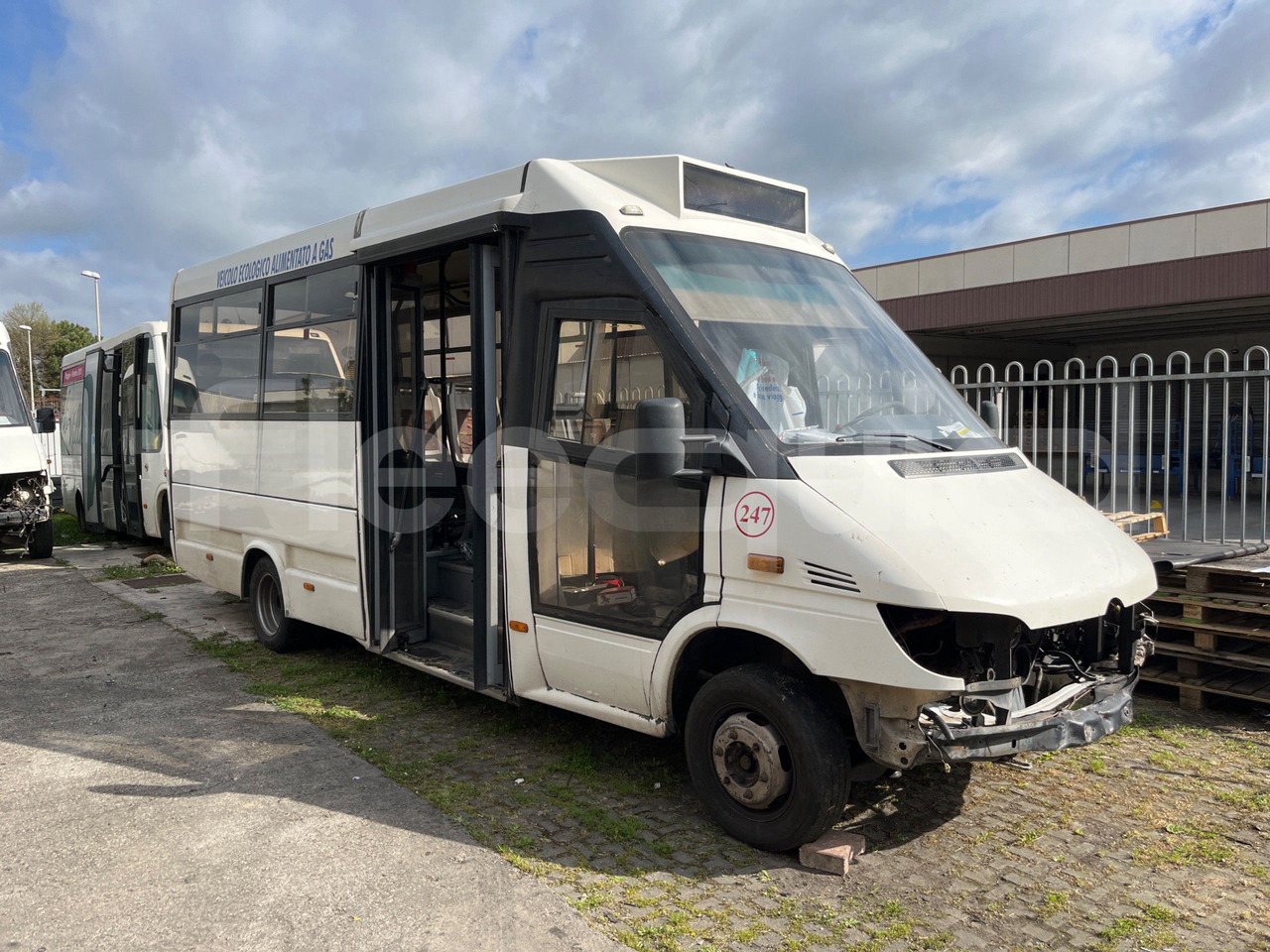 Mercedes-Benz 414T - 소형 버스, 승합차 : 사진 1 Mercedes-Benz 414T - 소형 버스, 승합차 : 사진 1