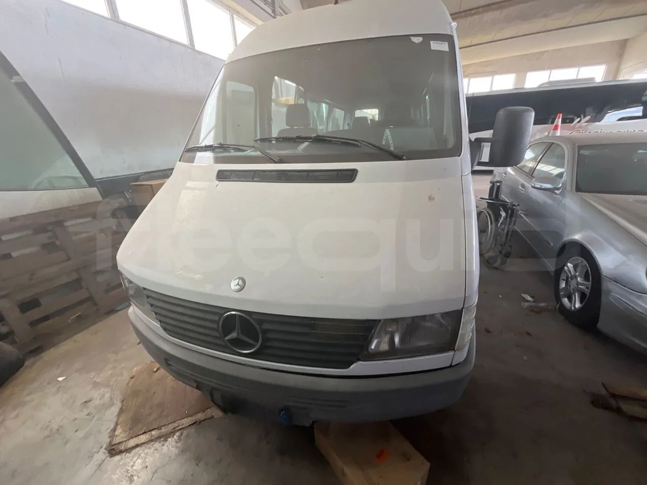 Mercedes-Benz Sprinter - 소형 버스, 승합차 : 사진 2 Mercedes-Benz Sprinter - 소형 버스, 승합차 : 사진 2
