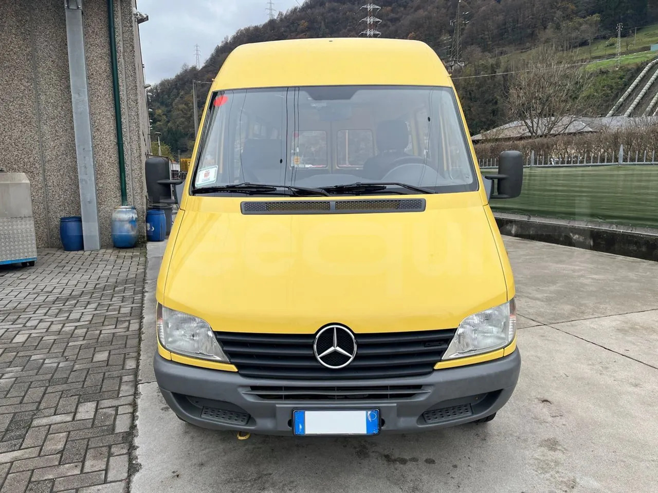 Mercedes-Benz Sprinter - 소형 버스, 승합차 : 사진 2 Mercedes-Benz Sprinter - 소형 버스, 승합차 : 사진 2