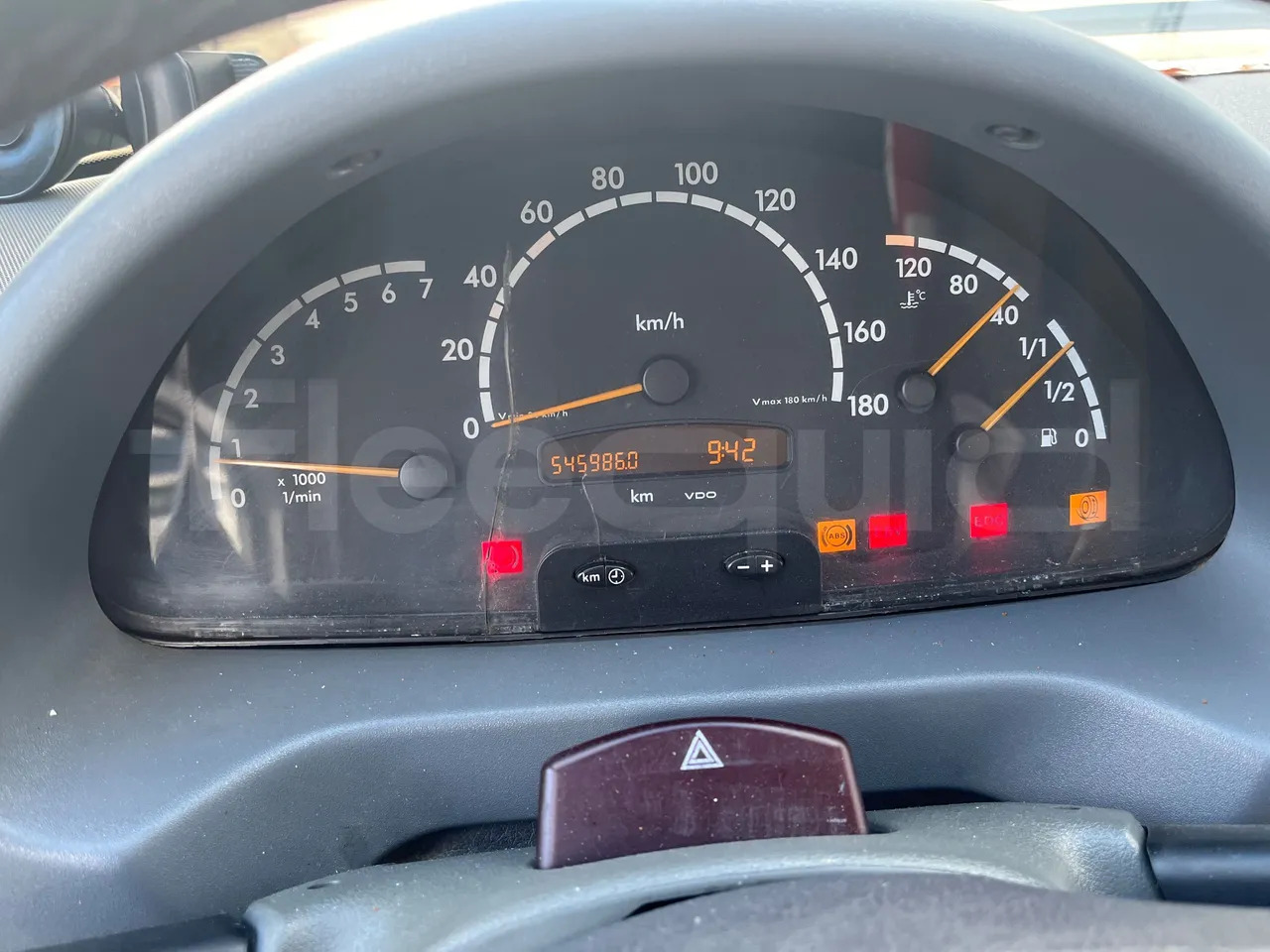 Mercedes-Benz Sprinter - 소형 버스, 승합차 : 사진 3 Mercedes-Benz Sprinter - 소형 버스, 승합차 : 사진 3