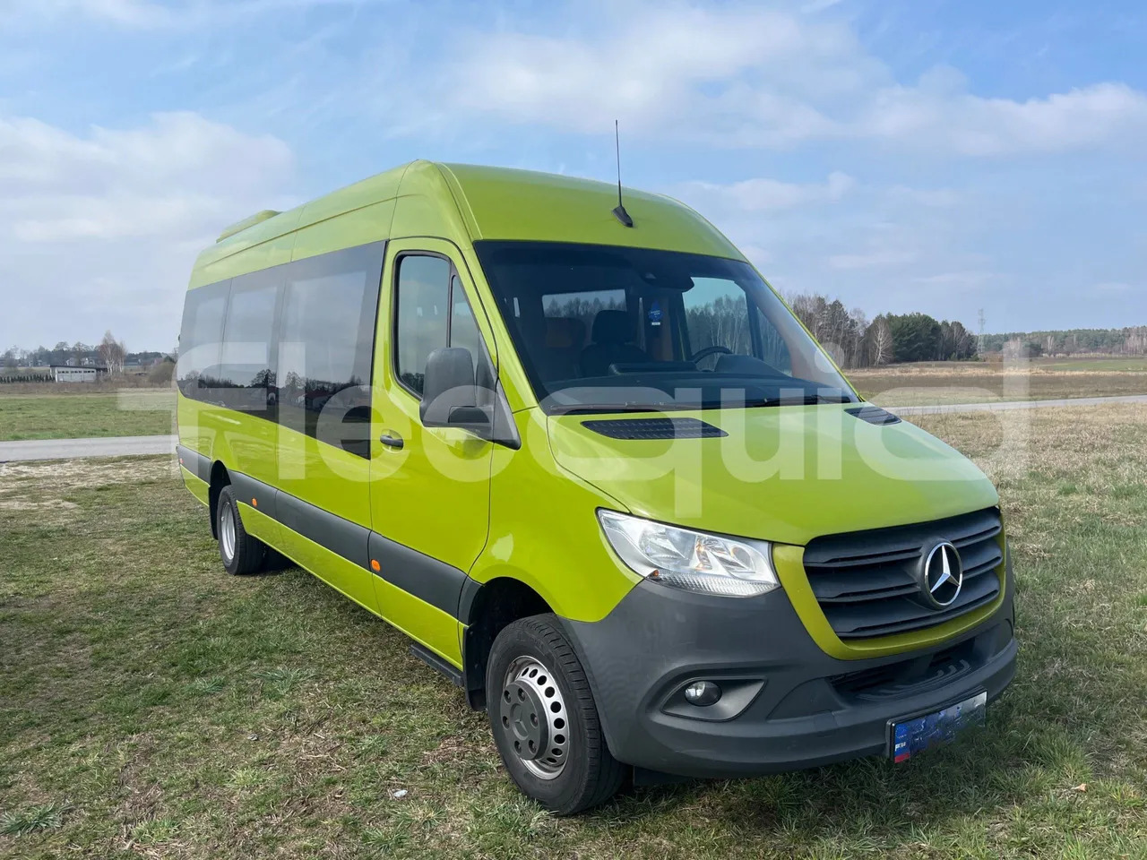 Mercedes-Benz Sprinter - 대형 버스 : 사진 1 Mercedes-Benz Sprinter - 대형 버스 : 사진 1