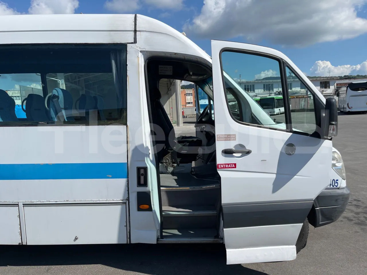리스  Mercedes-Benz Sprinter Mercedes-Benz Sprinter : 사진 15