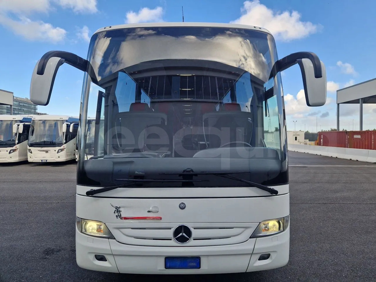 Mercedes-Benz Tourismo - 대형 버스 : 사진 2 Mercedes-Benz Tourismo - 대형 버스 : 사진 2