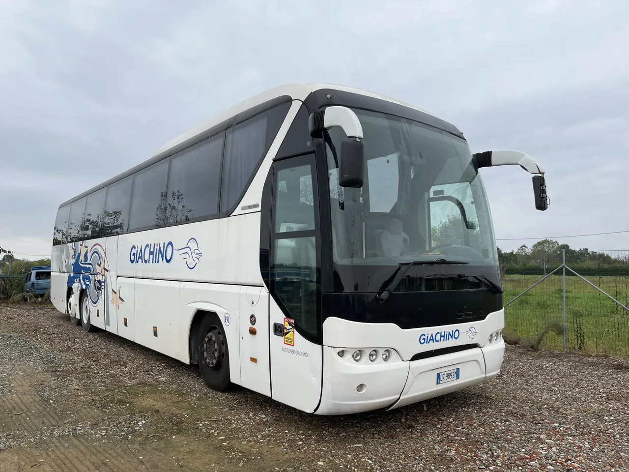 Neoplan P22 - 대형 버스 : 사진 1 Neoplan P22 - 대형 버스 : 사진 1