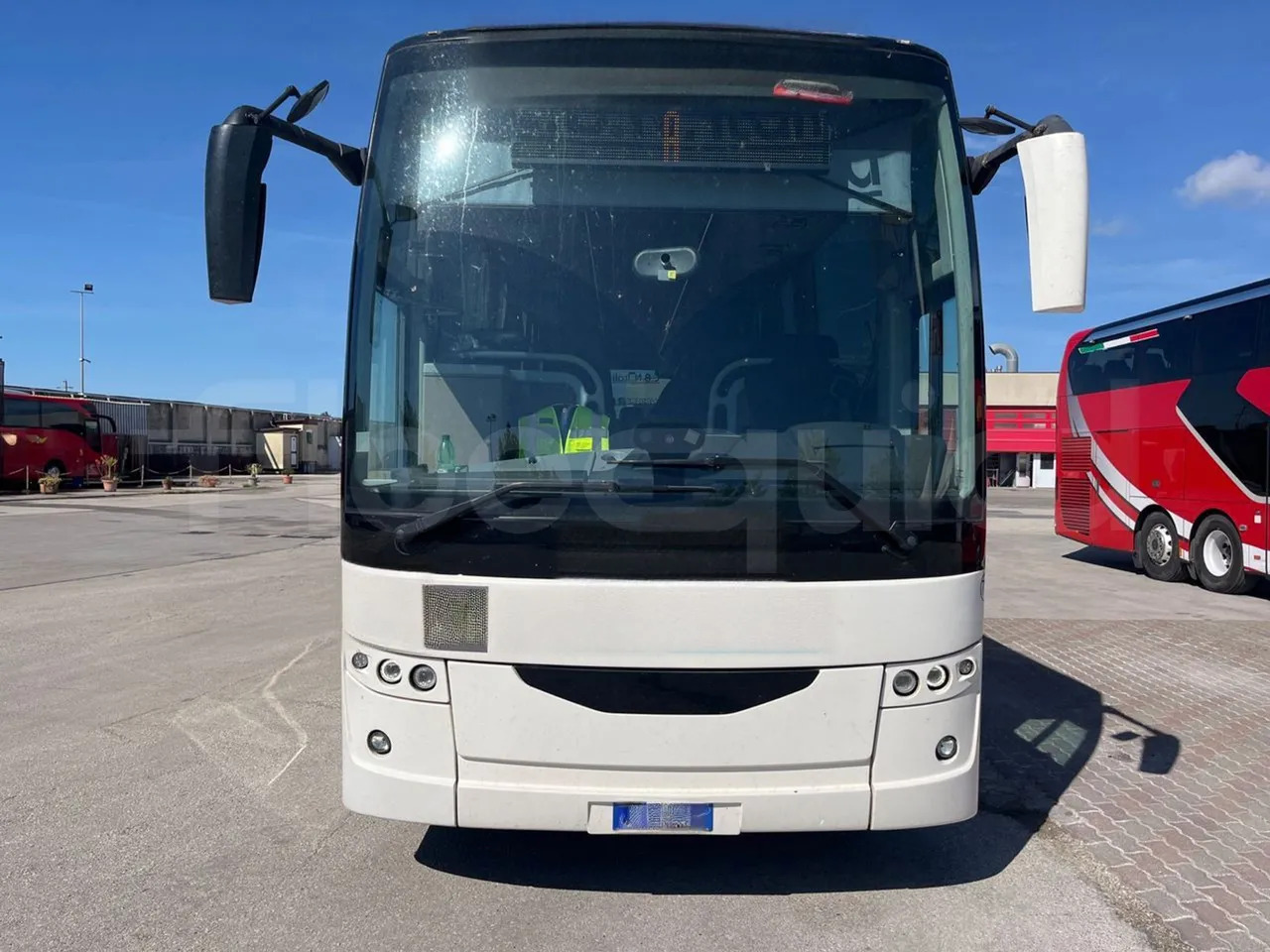 Van Hool EX16 MID - 대형 버스 : 사진 2 Van Hool EX16 MID - 대형 버스 : 사진 2