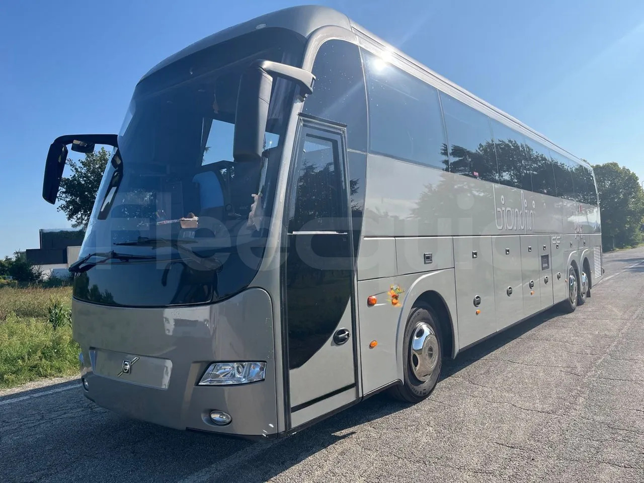Volvo Barbi Genesis - 대형 버스 : 사진 4 Volvo Barbi Genesis - 대형 버스 : 사진 4