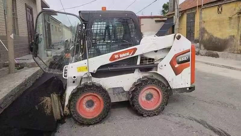 BOBCAT S 510 - 스키드 스티어 로더 : 사진 1 BOBCAT S 510 - 스키드 스티어 로더 : 사진 1