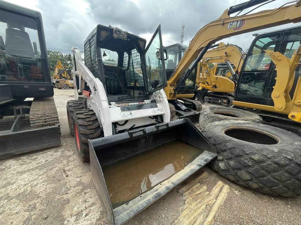 Bobcat S185 S185 - 스키드 스티어 로더 : 사진 1 Bobcat S185 S185 - 스키드 스티어 로더 : 사진 1