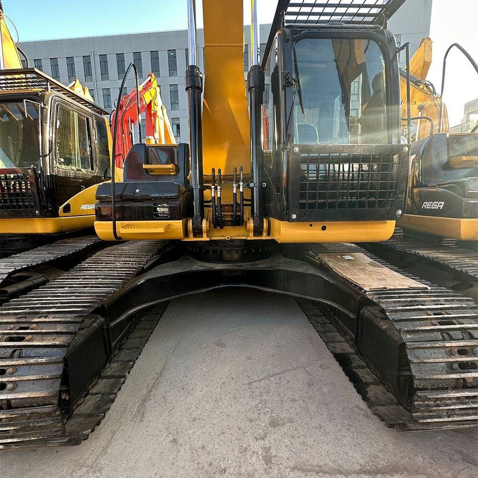 CAT 323 D L - 크롤러 굴삭기 : 사진 2 CAT 323 D L - 크롤러 굴삭기 : 사진 2
