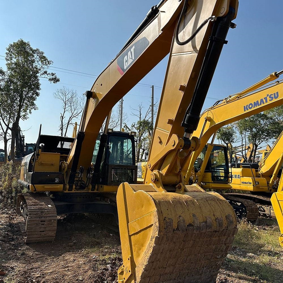 CAT 326D - 크롤러 굴삭기 : 사진 1 CAT 326D - 크롤러 굴삭기 : 사진 1