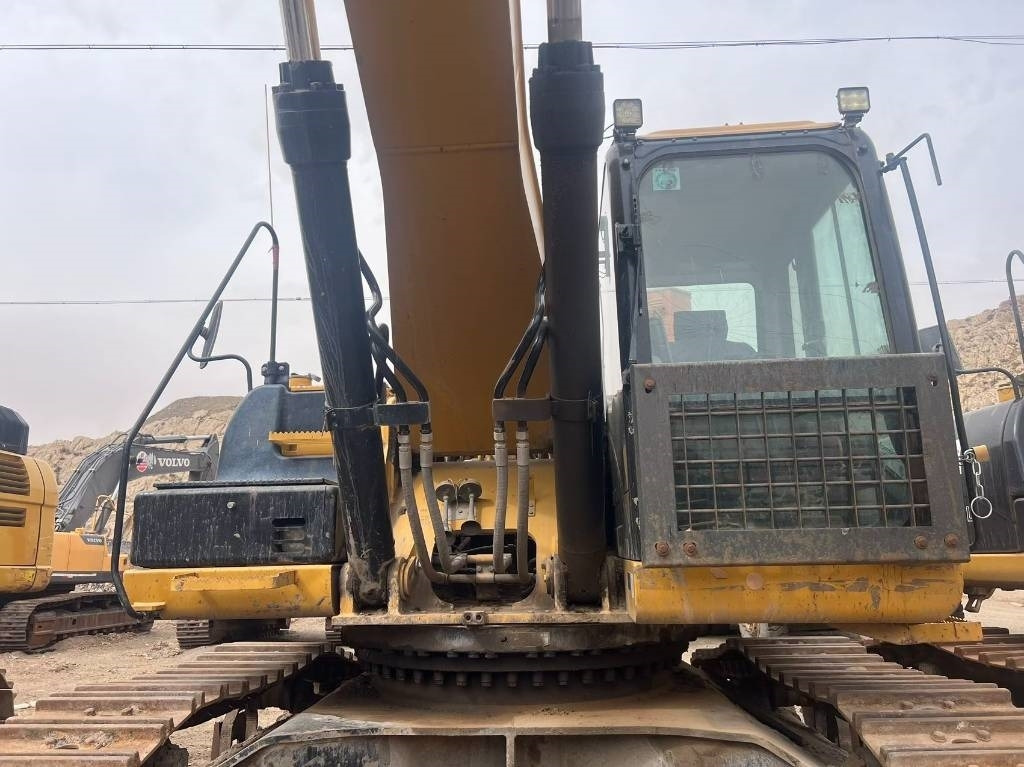 CAT 340 - 크롤러 굴삭기 : 사진 2 CAT 340 - 크롤러 굴삭기 : 사진 2