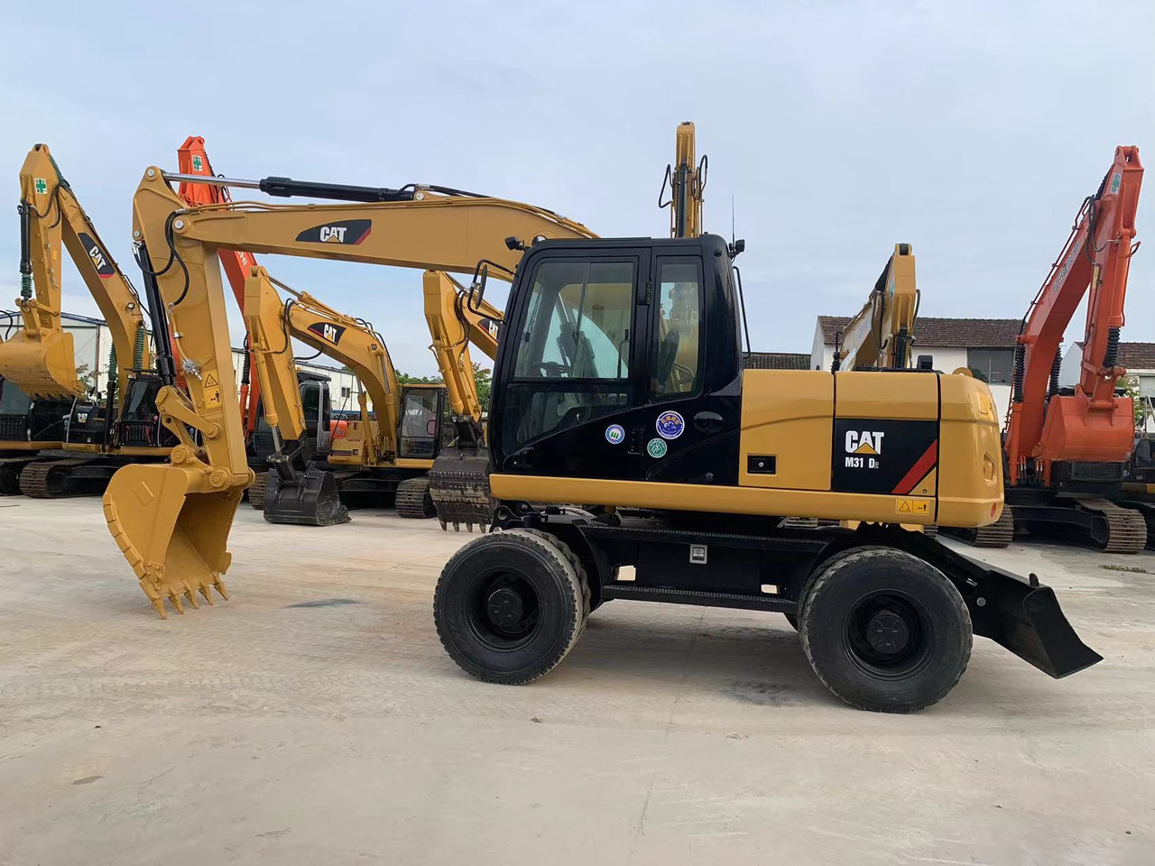 CATERPILLAR 315D - 휠 굴삭기 : 사진 2 CATERPILLAR 315D - 휠 굴삭기 : 사진 2
