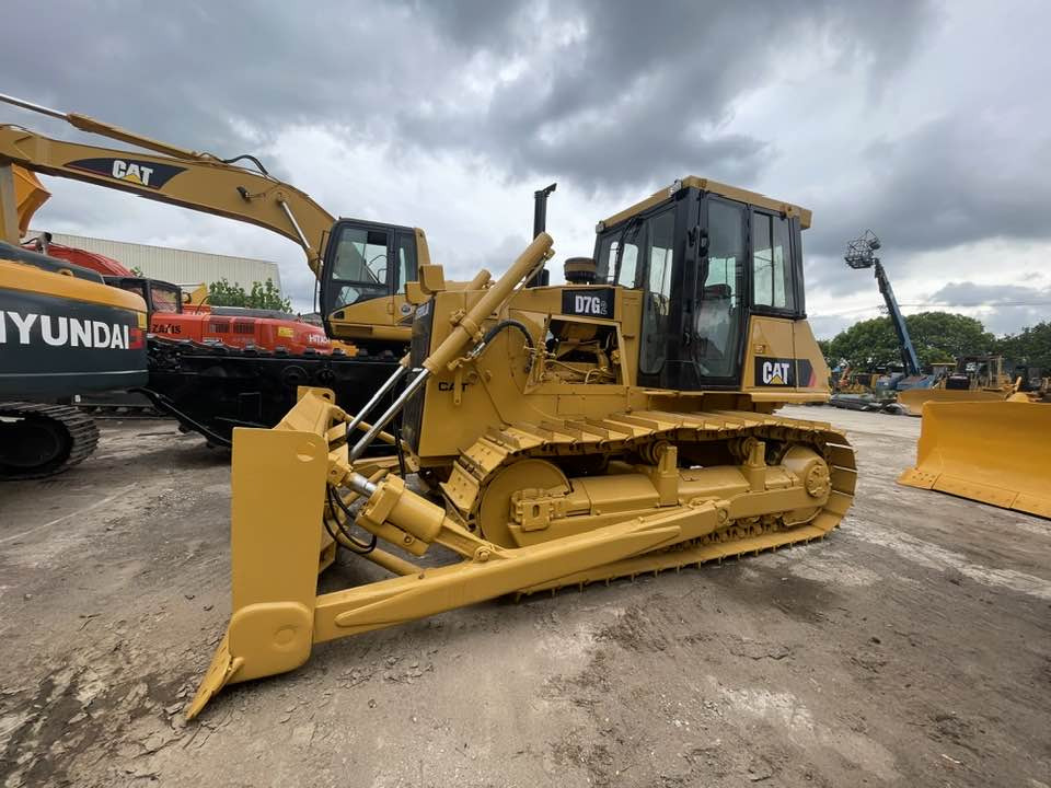 Caterpillar D6G2 LGP - 불도저 : 사진 1 Caterpillar D6G2 LGP - 불도저 : 사진 1