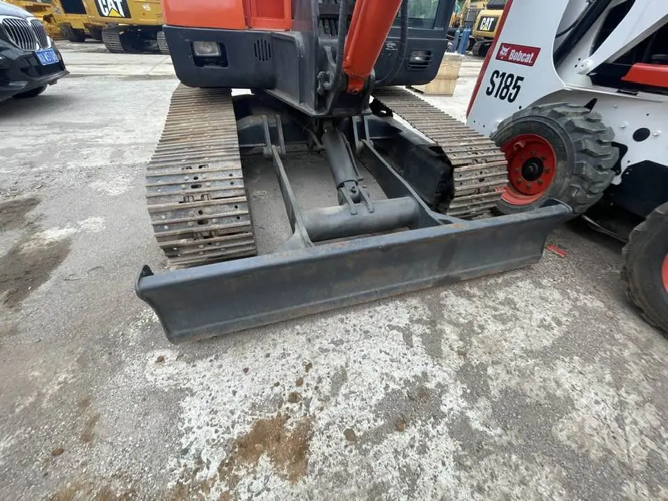 Doosan DH60-7 - 미니 굴삭기 : 사진 4 Doosan DH60-7 - 미니 굴삭기 : 사진 4