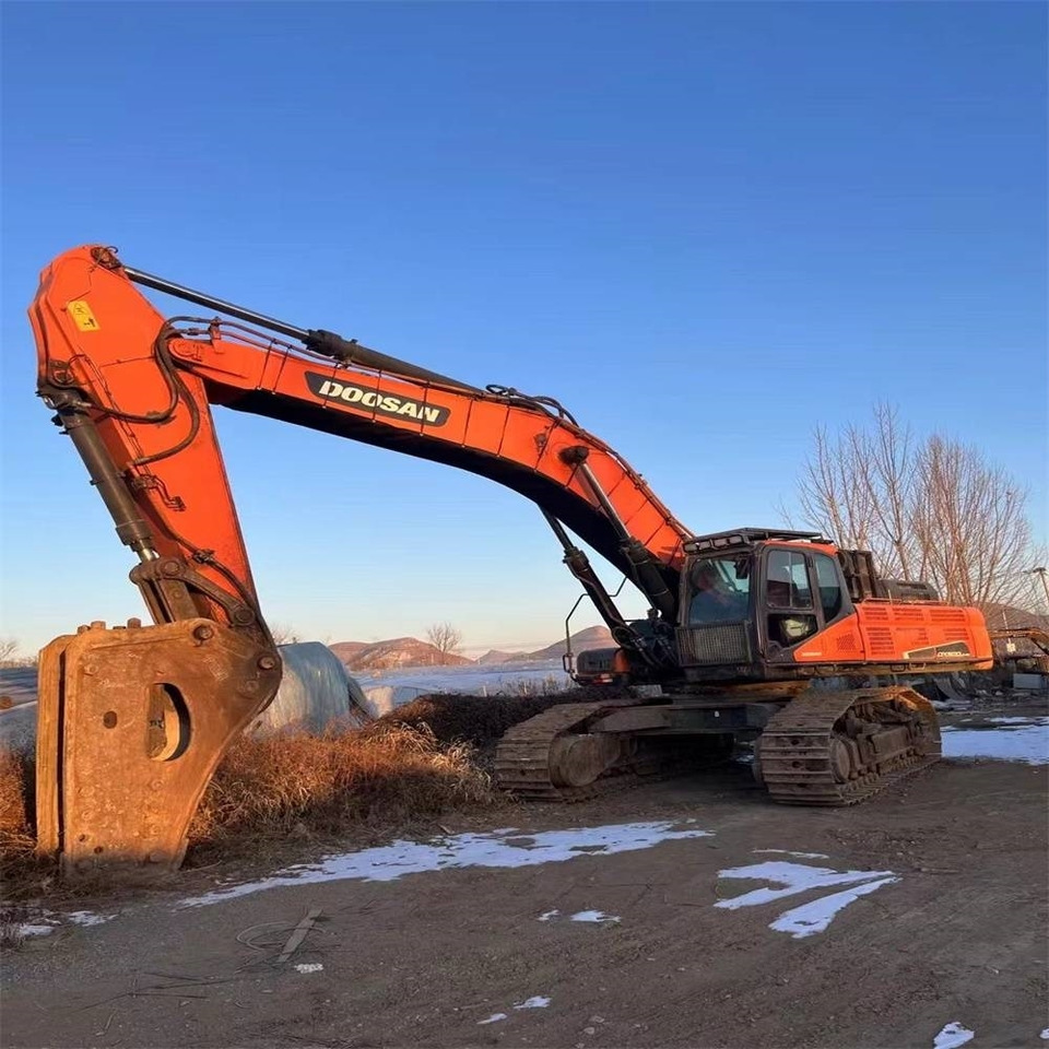 Doosan DX150LC-9C - 크롤러 굴삭기 : 사진 1 Doosan DX150LC-9C - 크롤러 굴삭기 : 사진 1