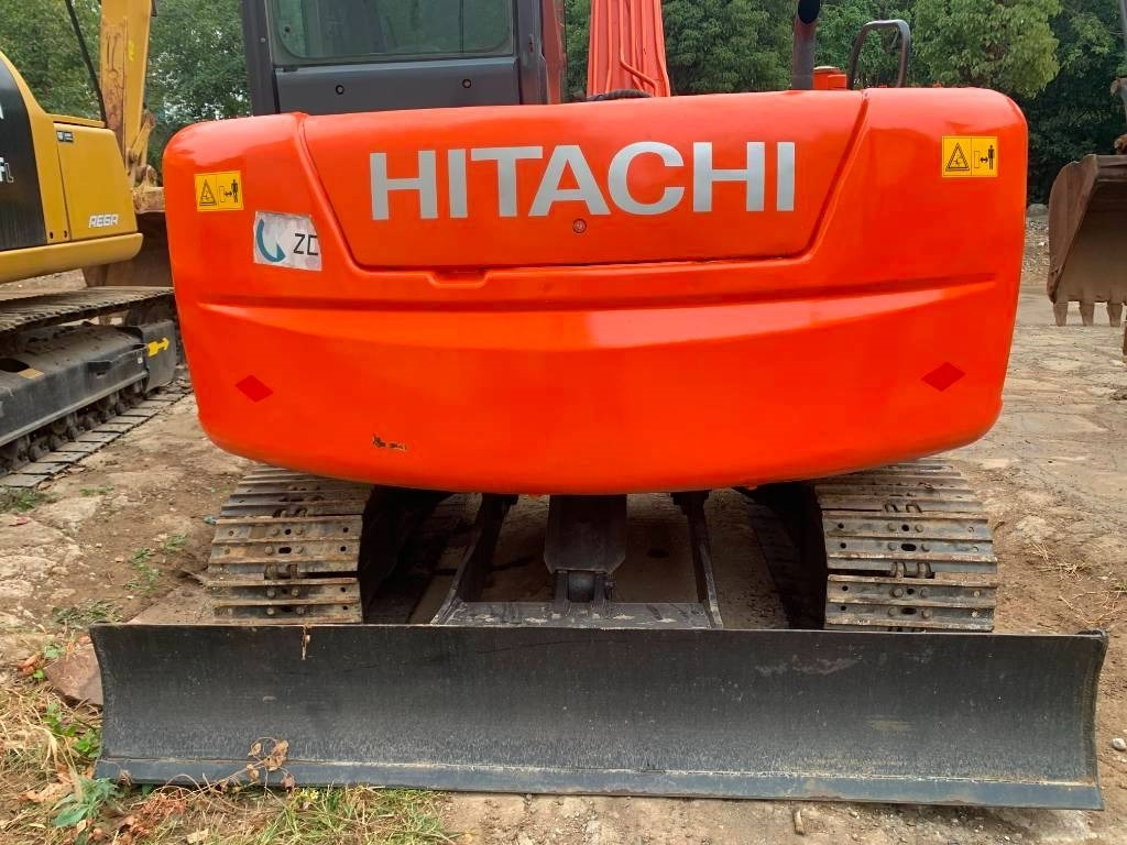 Hitachi Zaxis 70 - 크롤러 굴삭기 : 사진 4 Hitachi Zaxis 70 - 크롤러 굴삭기 : 사진 4