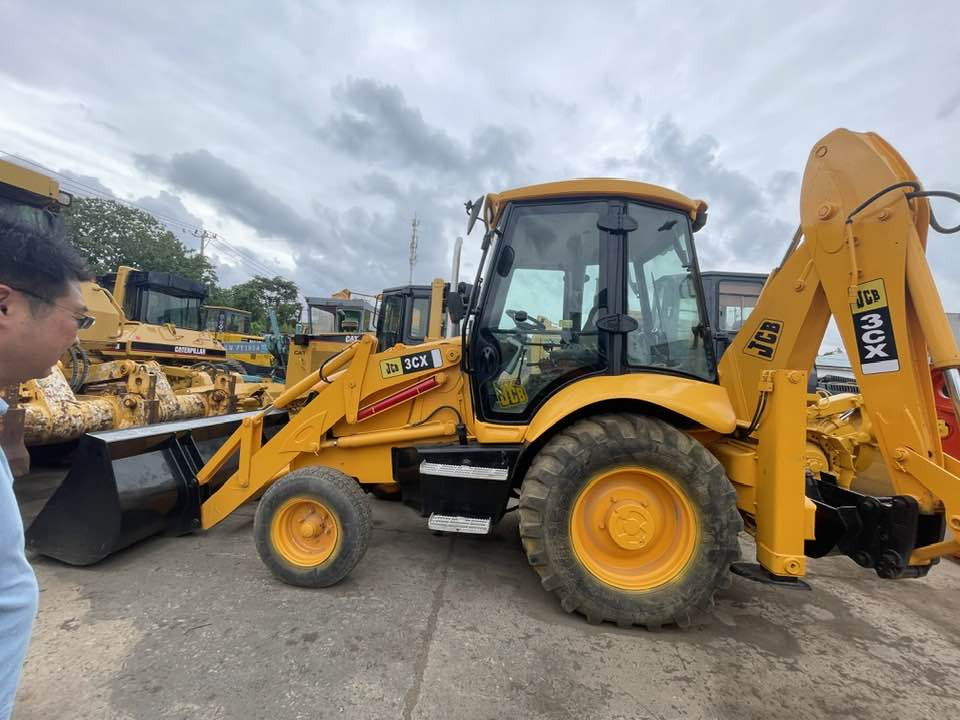 JCB 3CX - 백호 로더 : 사진 1 JCB 3CX - 백호 로더 : 사진 1