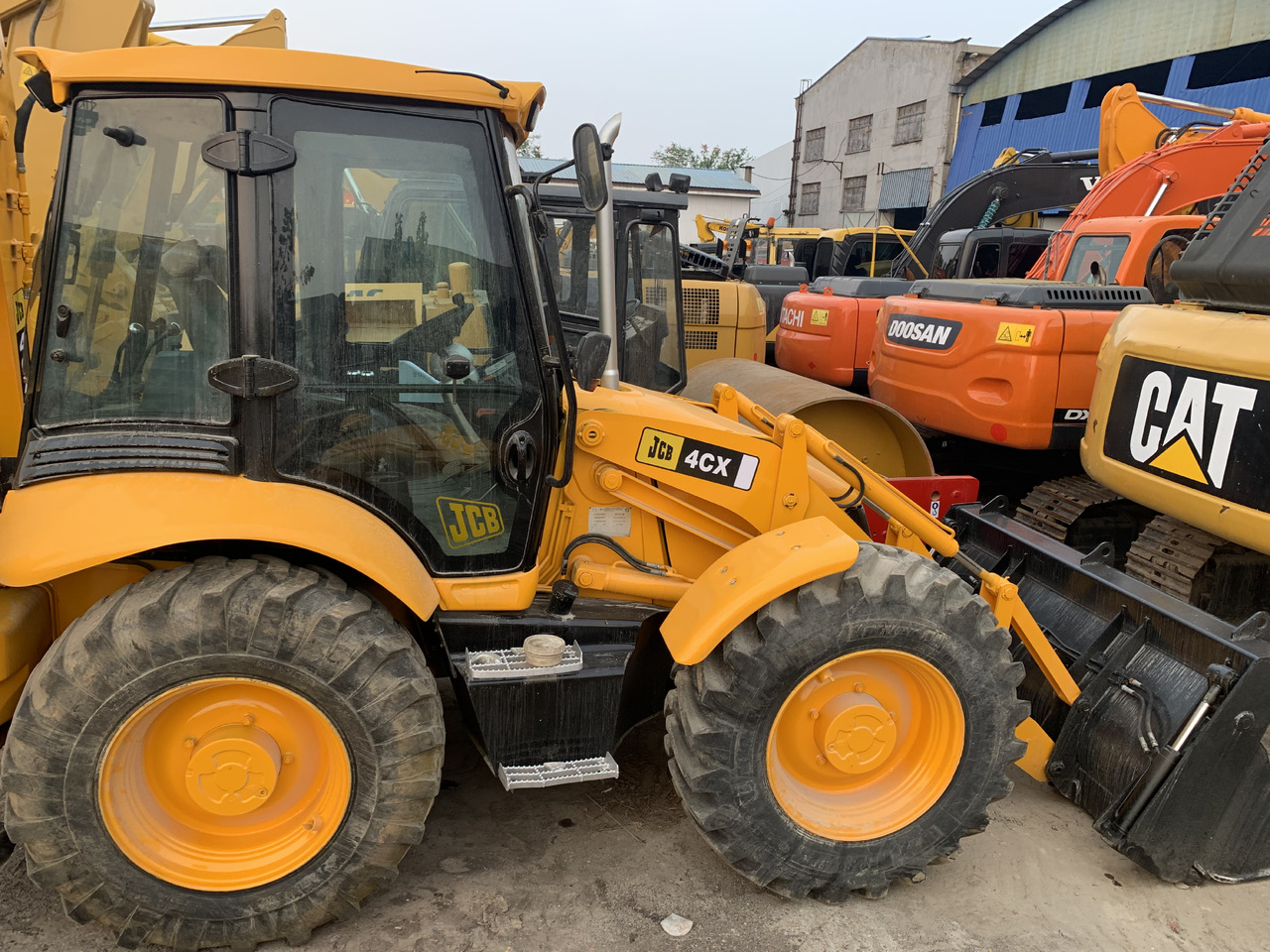 JCB 4CX - 휠 로더 : 사진 1 JCB 4CX - 휠 로더 : 사진 1