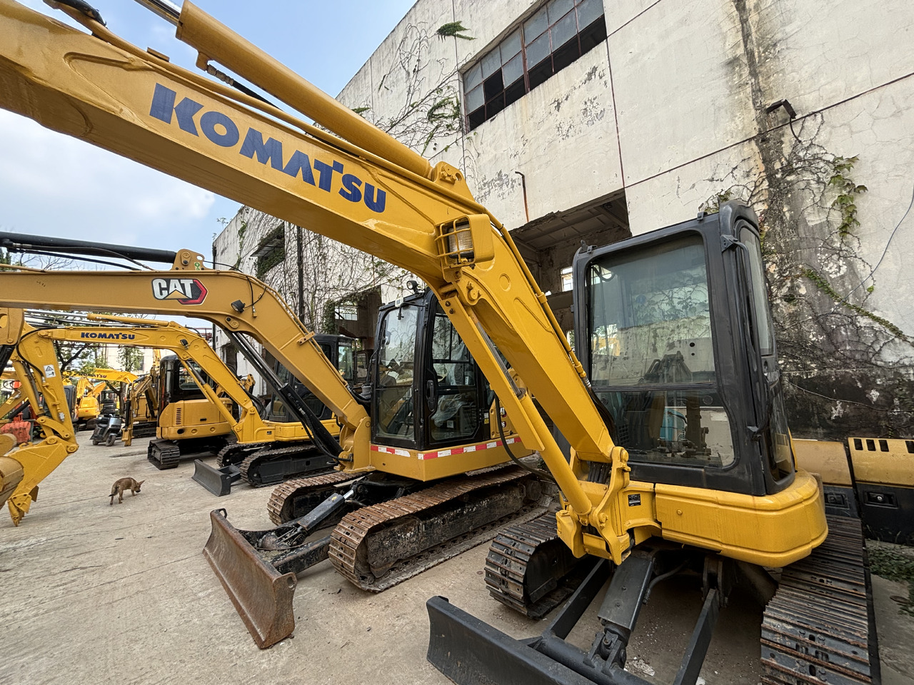 KOMATSU PC35MR \ - 미니 굴삭기 : 사진 3 KOMATSU PC35MR \ - 미니 굴삭기 : 사진 3