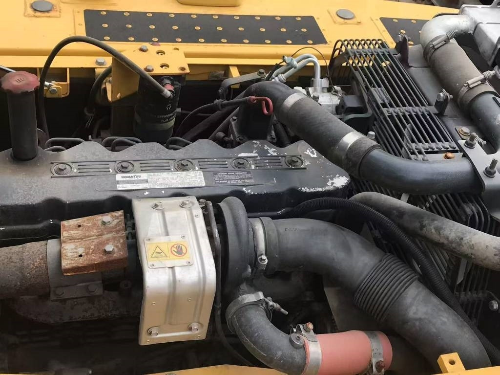 Komatsu PC 200-8 - 크롤러 굴삭기 : 사진 5 Komatsu PC 200-8 - 크롤러 굴삭기 : 사진 5