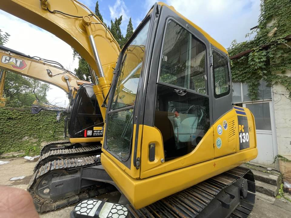 Komatsu PC130 - 미니 굴삭기 : 사진 5 Komatsu PC130 - 미니 굴삭기 : 사진 5