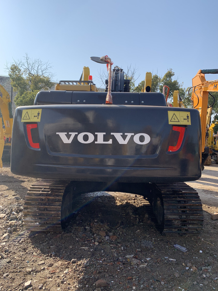 Volvo EC210D - 휠 굴삭기 : 사진 2 Volvo EC210D - 휠 굴삭기 : 사진 2