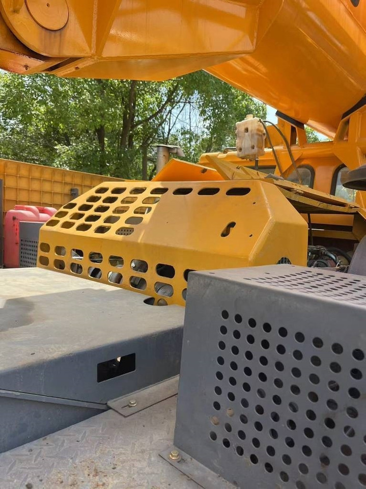 XCMG QY70K-II - 전천후 지형 크레인 : 사진 4 XCMG QY70K-II - 전천후 지형 크레인 : 사진 4