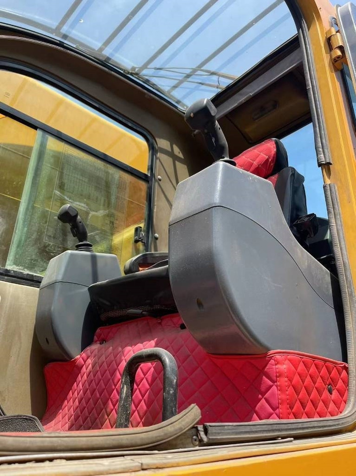 XCMG QY70K-II - 전천후 지형 크레인 : 사진 5 XCMG QY70K-II - 전천후 지형 크레인 : 사진 5