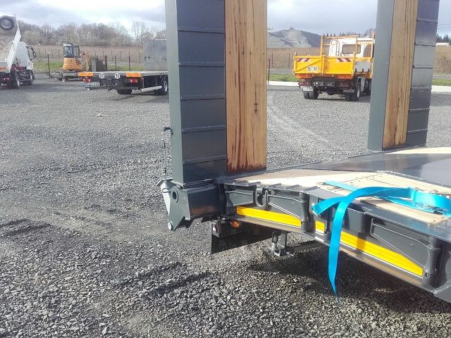 Louault 3 essieux plant carrier / low loader Trailer - 저하대 트레일러 : 사진 2 Louault 3 essieux plant carrier / low loader Trailer - 저하대 트레일러 : 사진 2