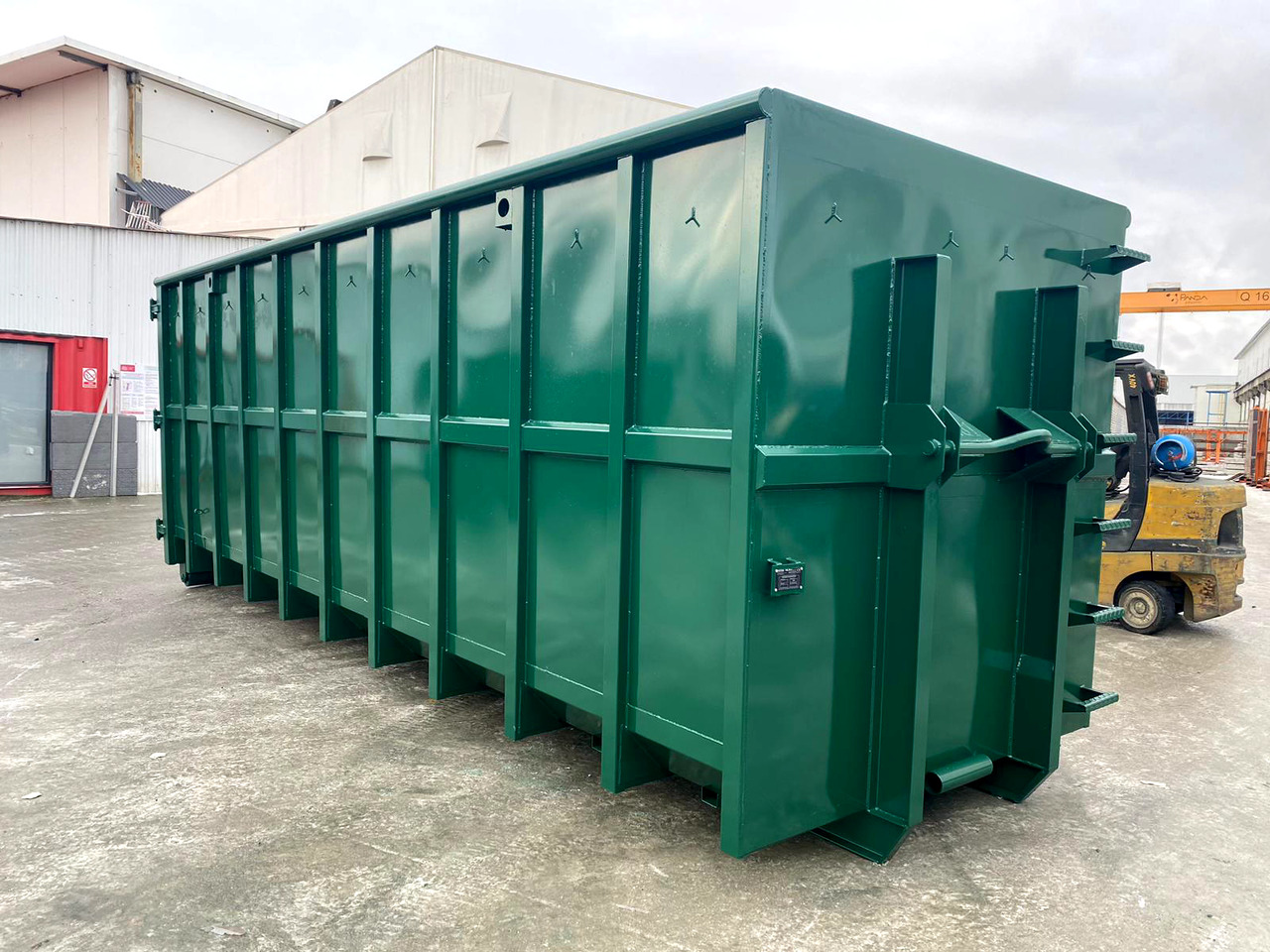 Metal-K Kontener/Abrollcontainer KP40S - 롤오프 컨테이너 : 사진 1 Metal-K Kontener/Abrollcontainer KP40S - 롤오프 컨테이너 : 사진 1