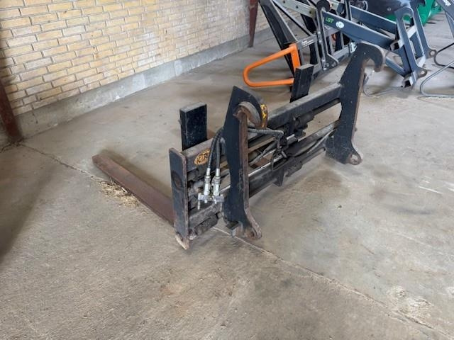 Kirk 2500KG HYDR. SAMLE/S - 포크 건설기계 용 : 사진 1 Kirk 2500KG HYDR. SAMLE/S - 포크 건설기계 용 : 사진 1