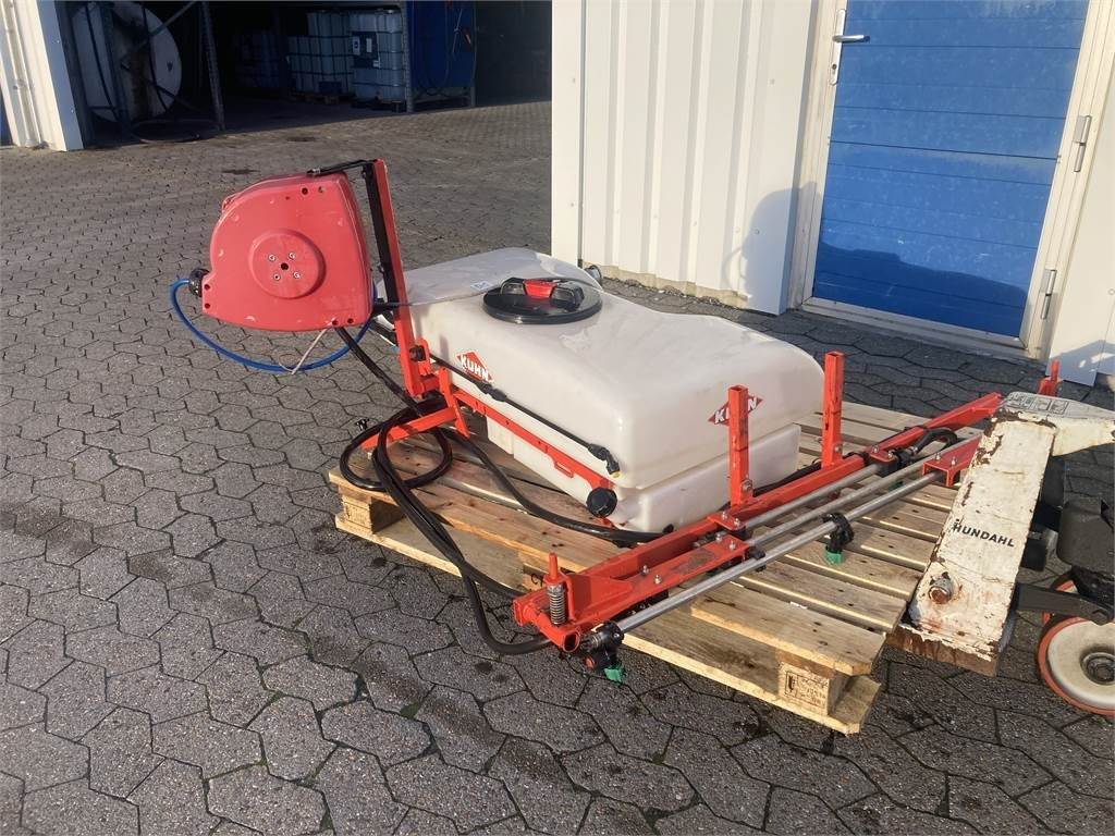 Kuhn EVOLIS Q80 - 트랙터 탑재 스프레이 : 사진 3 Kuhn EVOLIS Q80 - 트랙터 탑재 스프레이 : 사진 3