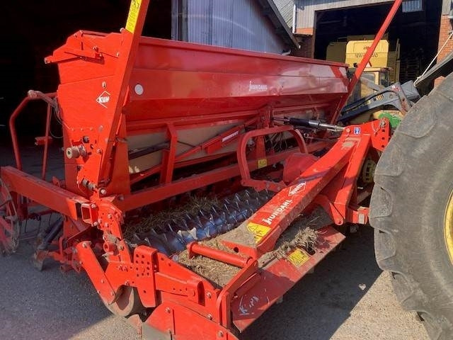 Kuhn HR4004/INTEGRA - 콤바인 : 사진 1 Kuhn HR4004/INTEGRA - 콤바인 : 사진 1