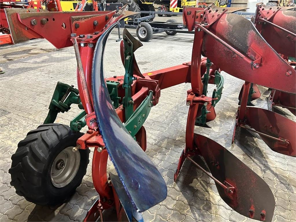 Kverneland ED 100-300-28 MED IP - 심토경운기 : 사진 4 Kverneland ED 100-300-28 MED IP - 심토경운기 : 사진 4
