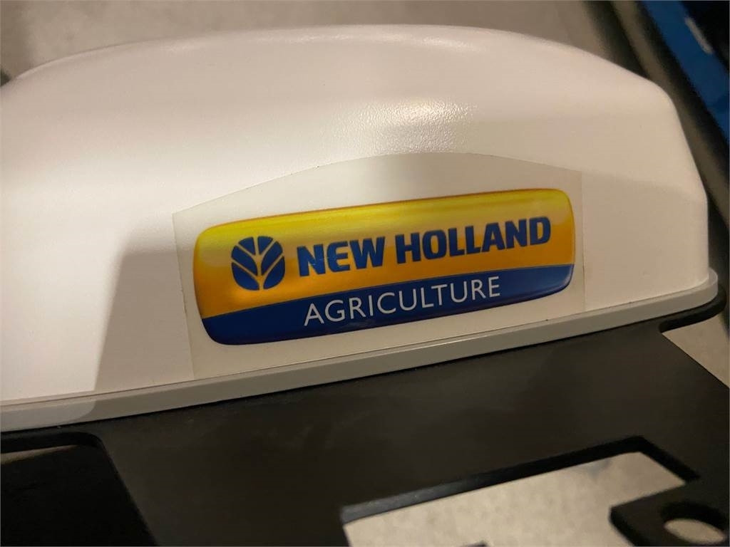 New Holland AUTO GUIDANCE LVL 3 - 내비게이션 시스템 농업용 기계 용 : 사진 2 New Holland AUTO GUIDANCE LVL 3 - 내비게이션 시스템 농업용 기계 용 : 사진 2