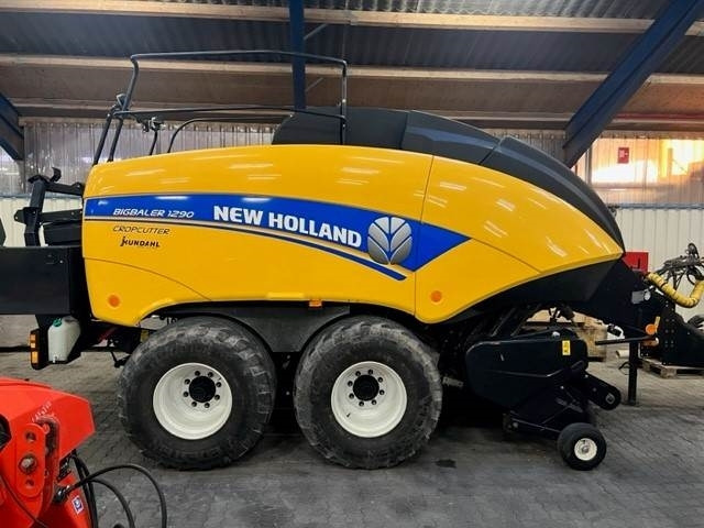 New Holland BB1290RC - 정사각 베일러 : 사진 1 New Holland BB1290RC - 정사각 베일러 : 사진 1