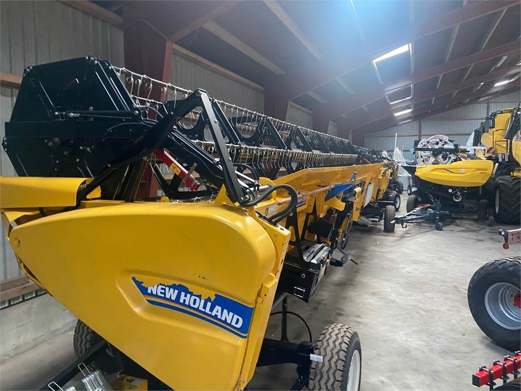New Holland CR9.90 ST.V EU AMEA - 목초수확기 : 사진 3 New Holland CR9.90 ST.V EU AMEA - 목초수확기 : 사진 3