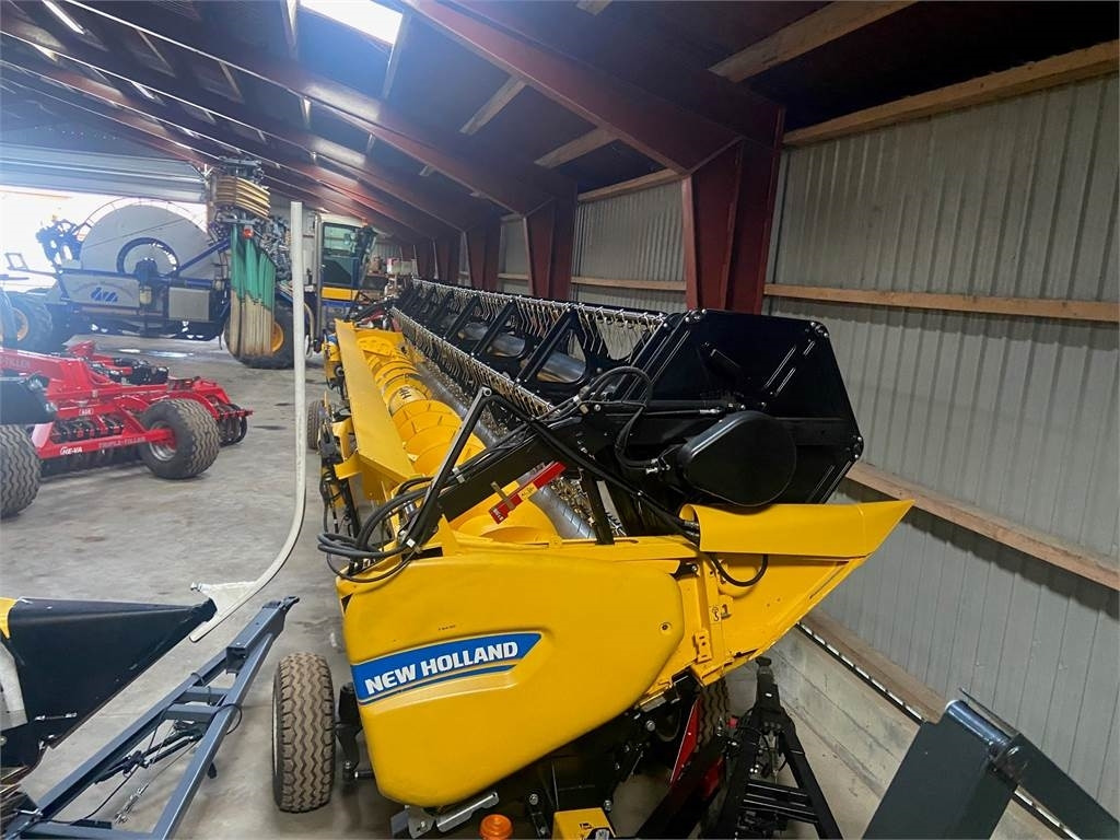 New Holland CR9.90 ST.V EU AMEA - 목초수확기 : 사진 2 New Holland CR9.90 ST.V EU AMEA - 목초수확기 : 사진 2
