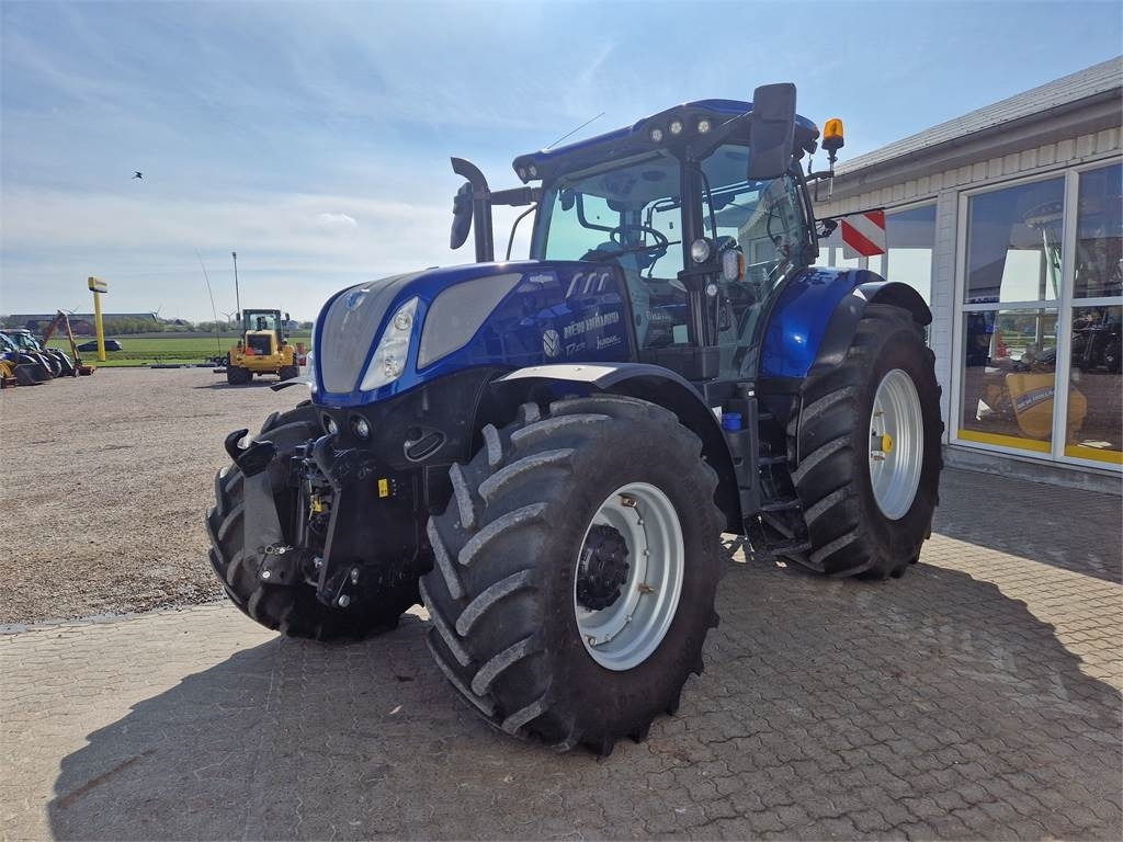 New Holland T7.270AC STAGE V - 장궤형 트랙터 : 사진 2 New Holland T7.270AC STAGE V - 장궤형 트랙터 : 사진 2