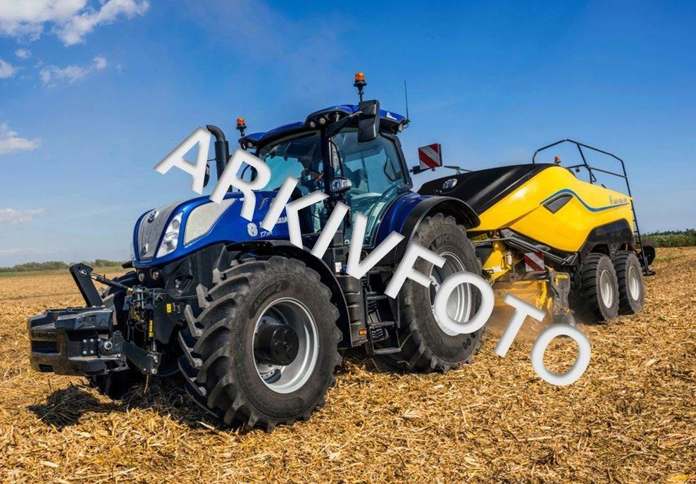 New Holland T7.300 AC NEWG - 장궤형 트랙터 : 사진 1 New Holland T7.300 AC NEWG - 장궤형 트랙터 : 사진 1