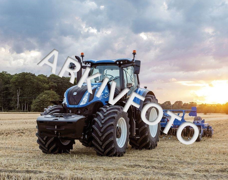 New Holland T7.340 HD AC NEW GEN - 장궤형 트랙터 : 사진 1 New Holland T7.340 HD AC NEW GEN - 장궤형 트랙터 : 사진 1