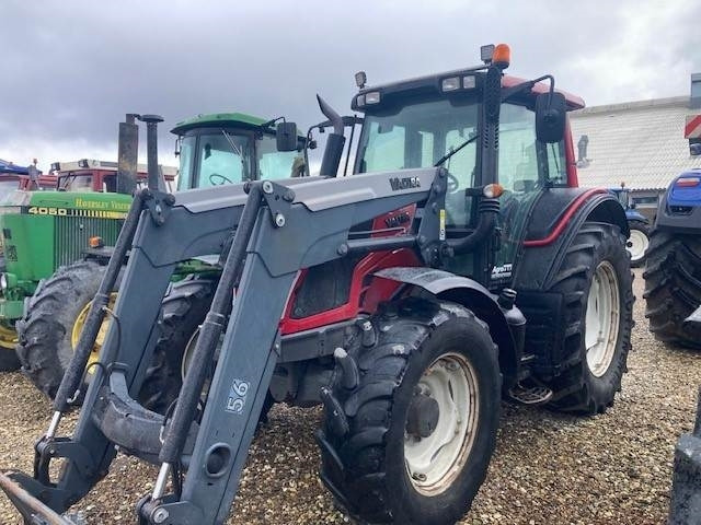 Valtra N123 MED FRONTLÆSSER - 장궤형 트랙터 : 사진 1 Valtra N123 MED FRONTLÆSSER - 장궤형 트랙터 : 사진 1