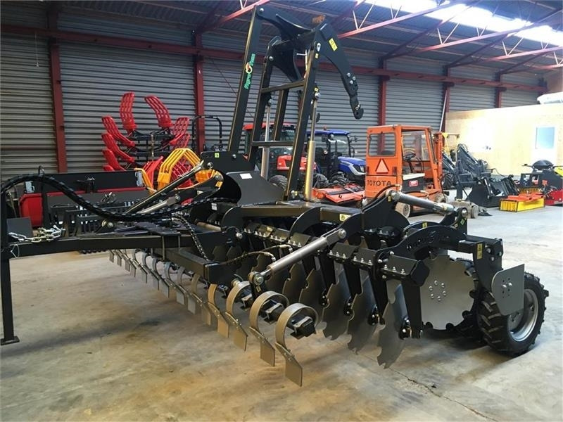 Agro - TOM 4 m. bugseret med slæbeplanke - 체인 해로 : 사진 3 Agro - TOM 4 m. bugseret med slæbeplanke - 체인 해로 : 사진 3