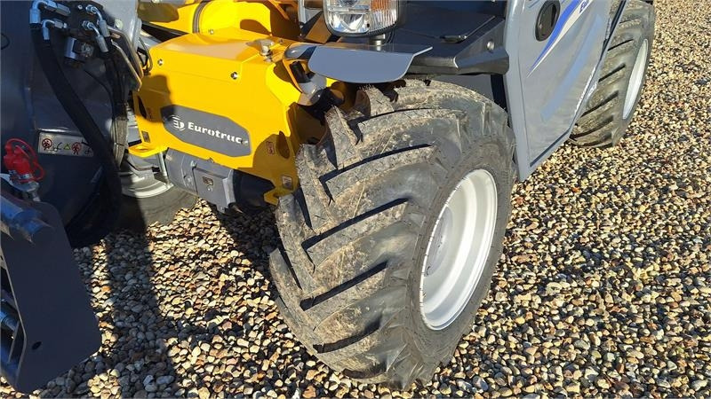 Eurotrac TH25.6 Fabrks ny - 텔레스코픽 핸들러 : 사진 3 Eurotrac TH25.6 Fabrks ny - 텔레스코픽 핸들러 : 사진 3