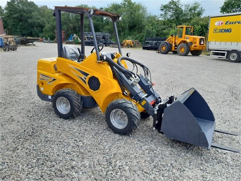 리스 Eurotrac W11 Teleskoparm Eurotrac W11 Teleskoparm : 사진 11 리스 Eurotrac W11 Teleskoparm Eurotrac W11 Teleskoparm : 사진 11