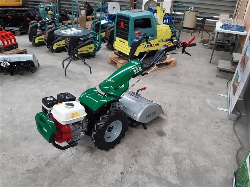 Ferrari 328 - 지자체 트랙터 : 사진 3 Ferrari 328 - 지자체 트랙터 : 사진 3