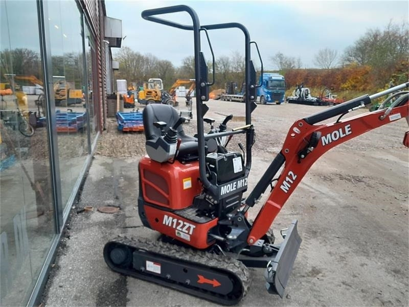 Mole M12 1250 kg graver - 미니 굴삭기 : 사진 5 Mole M12 1250 kg graver - 미니 굴삭기 : 사진 5