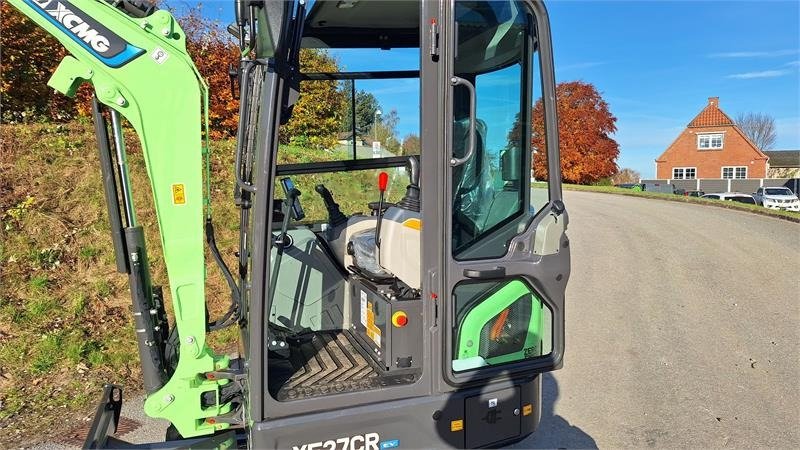 XCMG XE27CR-EV ELEKTRISK - 미니 굴삭기 : 사진 4 XCMG XE27CR-EV ELEKTRISK - 미니 굴삭기 : 사진 4