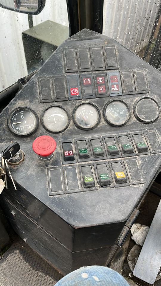 VALMET TD1612 SX 1620 - 디젤 지게차 : 사진 4 VALMET TD1612 SX 1620 - 디젤 지게차 : 사진 4